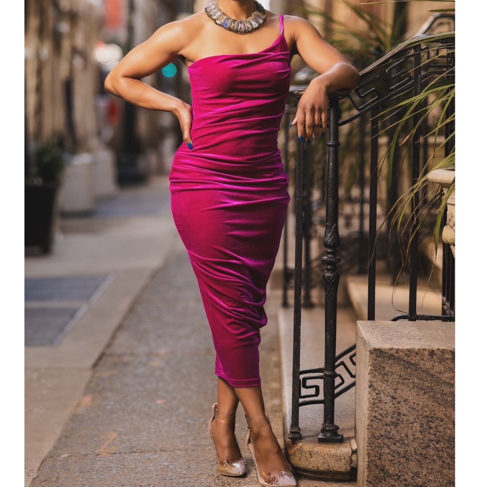 Nookie Cherish Midi Dress in Fuschia Size Small.